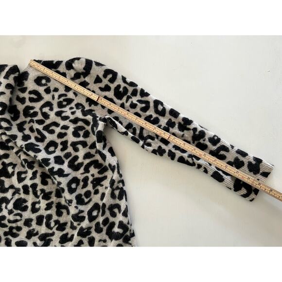 Chicos Cashmere Sweater Animal Print Size 3 XL / Large SEE MEASUREMENTS - Picture 11 of 16